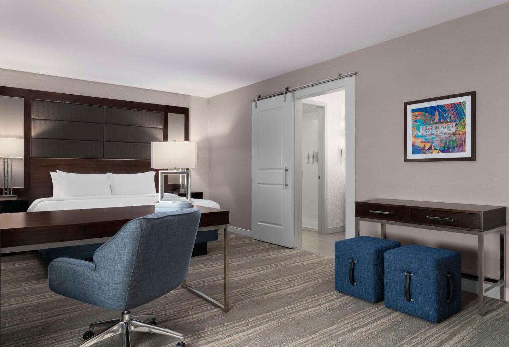Hampton Inn & Suites-Worcester, MA photo