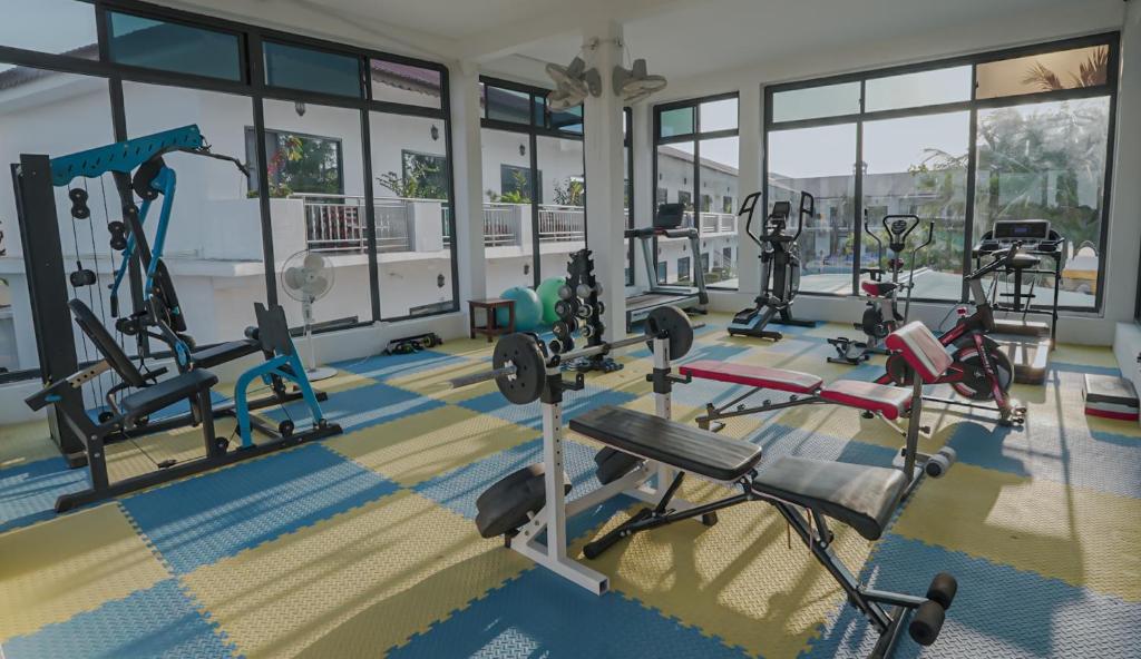 Fitness centrum a/nebo fitness zařízení v ubytování Canary Hotel & SPA