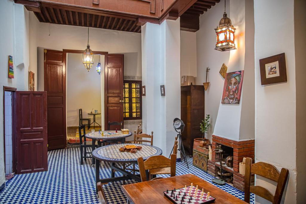 Posezení v ubytování Riad Fes Dar