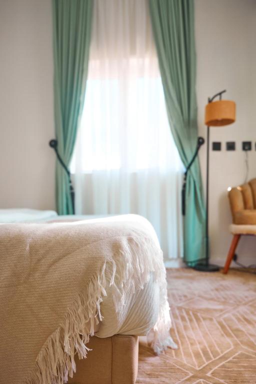 Postel nebo postele na pokoji v ubytování Cozy Cove Residence