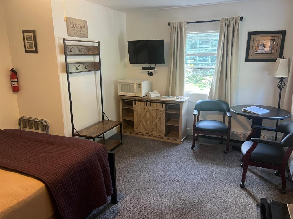 Profile Deluxe Motel - Deluxe Kamer Met Queensize Bed