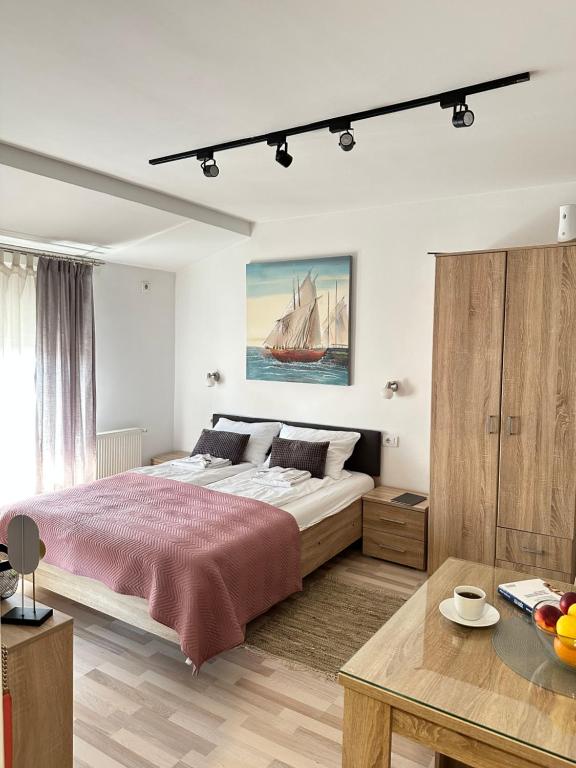 Apartments Velickovic - Studio With Balcony