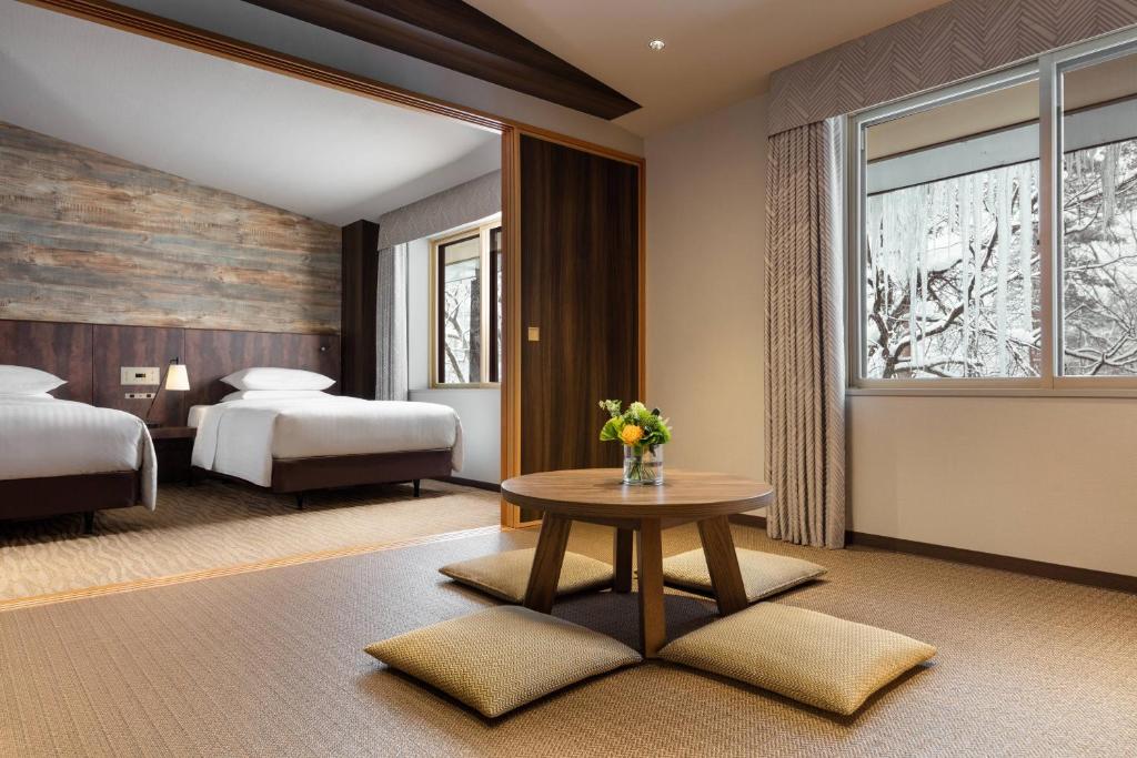 Courtyard by Marriott Hakuba - Deluxe Twin Room With Tatami Area