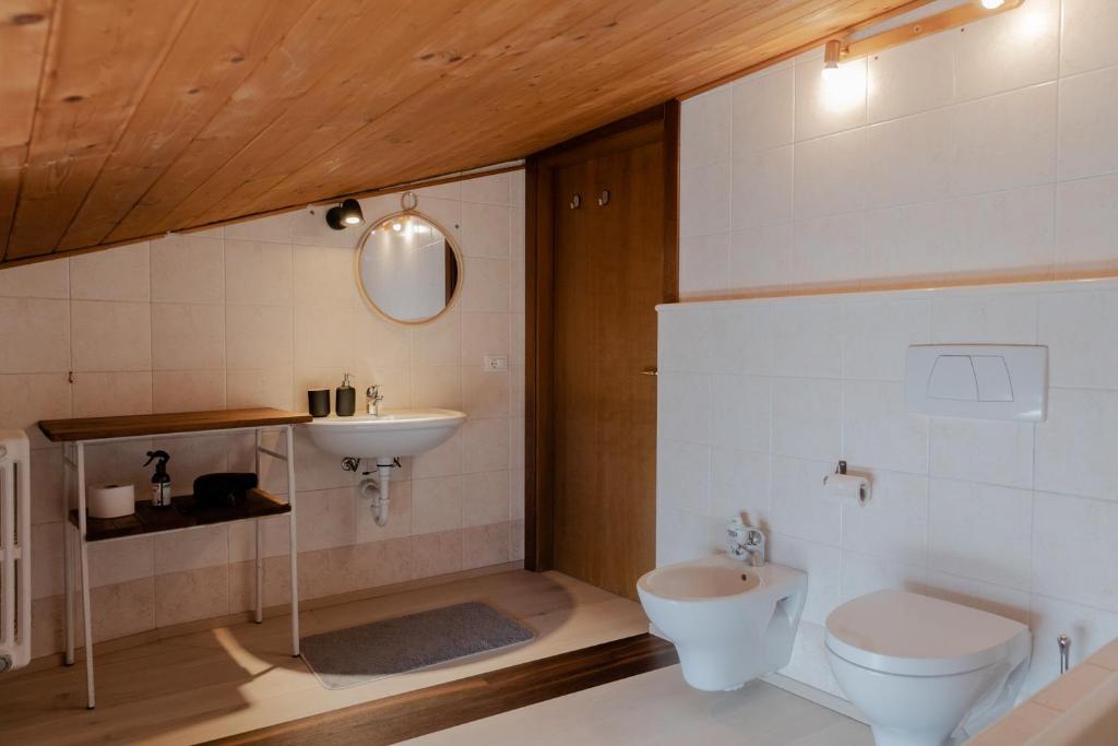 A bathroom at CA11 - Apartments