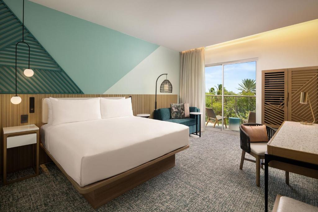Voodi või voodid majutusasutuse Courtyard by Marriott Curacao toas