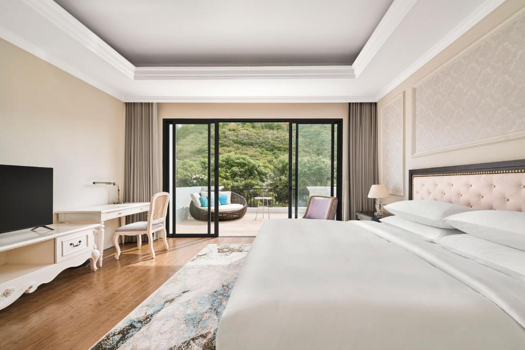 Biệt Thự 4 Phòng Ngủ Nhìn Ra Vườn Có Hồ Bơi Riêng