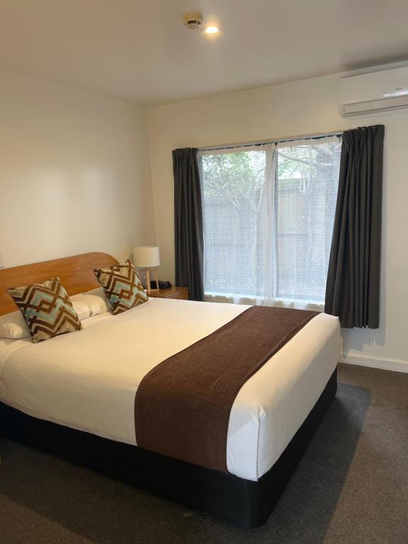 Bush Inn Court Motel - Resim 26