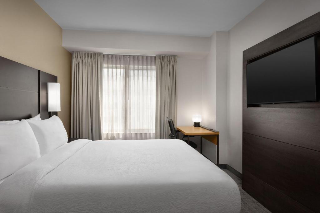 Residence Inn Charlotte SouthPark photo