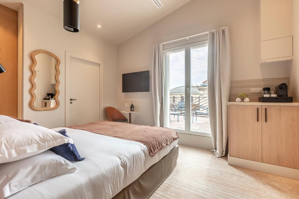 
Double Room with Terrace
