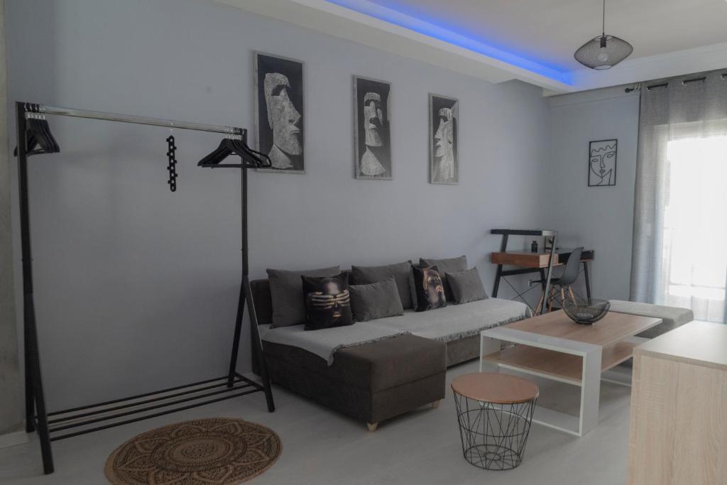 Postel nebo postele na pokoji v ubytování VIP Apt. Pezodromos Kalamarias