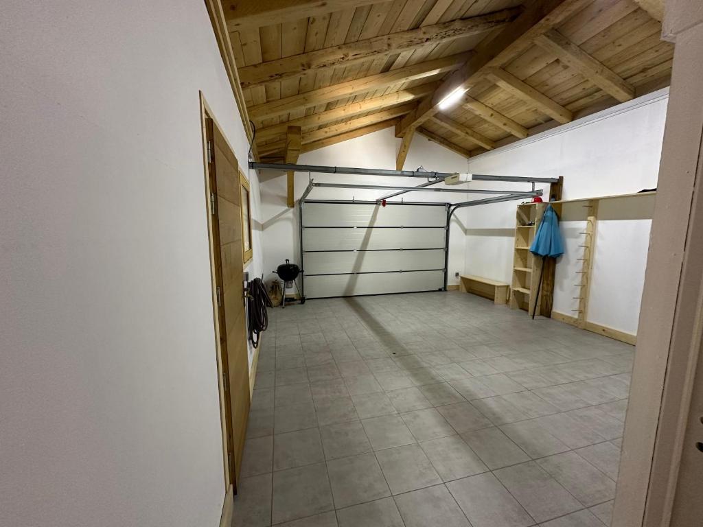 Fotografie z fotogalerie ubytování Chalet vue Mont Blanc avec jacuzzi extérieur v destinaci Combloux