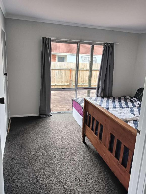 3 Bedroom House, 95 Aquirus Drive, Rotorua - Resim 30