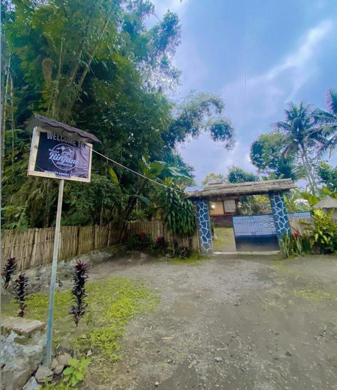 Aed väljaspool majutusasutust Pondok rinjani bungalow tetebatu
