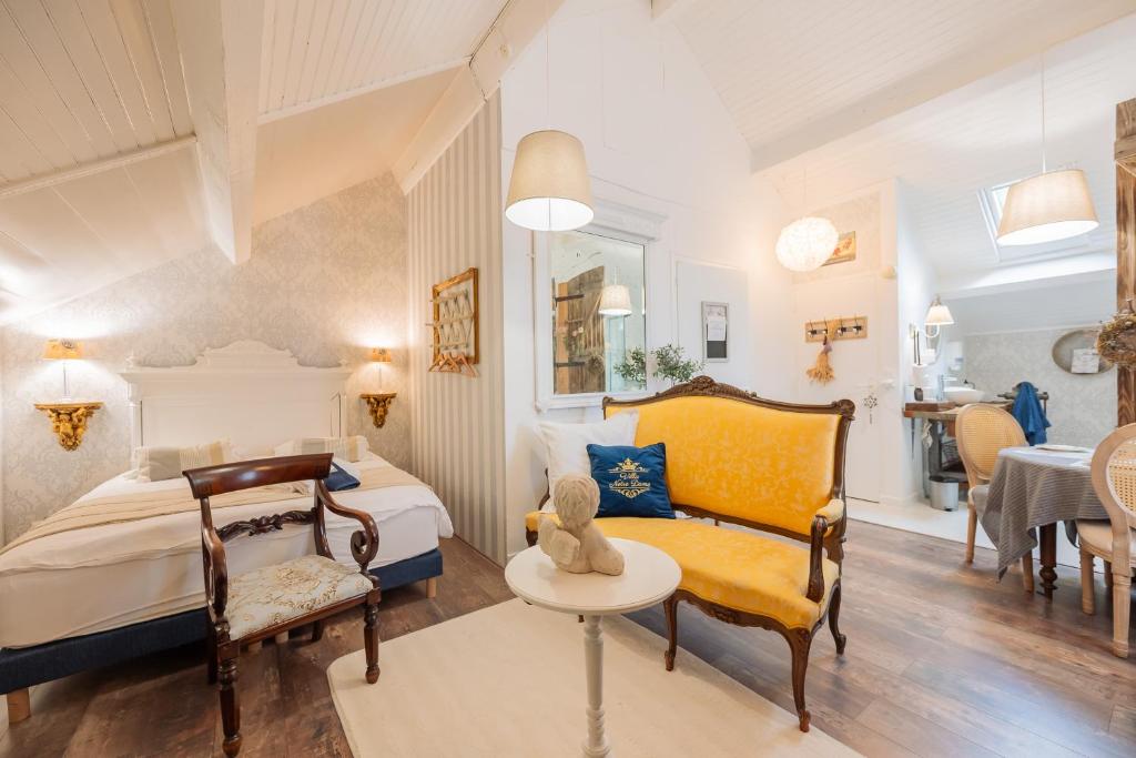 VILLA NOTRE DAME face au Château fort - Habitación Doble Con Baño Privado