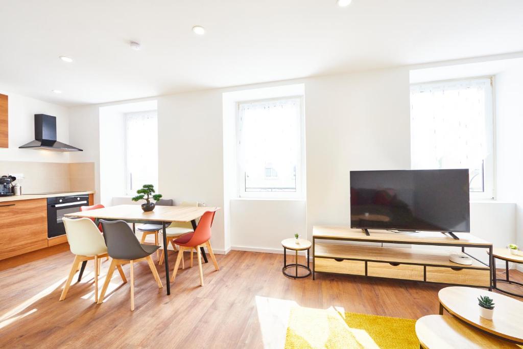 Photo de la galerie de l'établissement RT 2 - Charmant appartement F3 pour 1-5 pers au 2ème étage, à Mulhouse