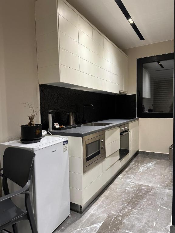 La Mirage Suites & Apartments - One-Bedroom Apartment