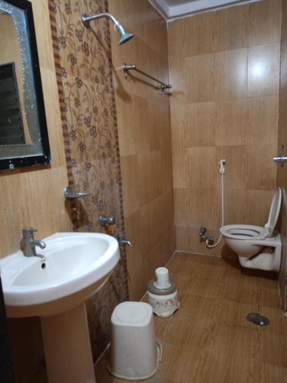 Koupelna v ubytování Hotel Sai Balaji