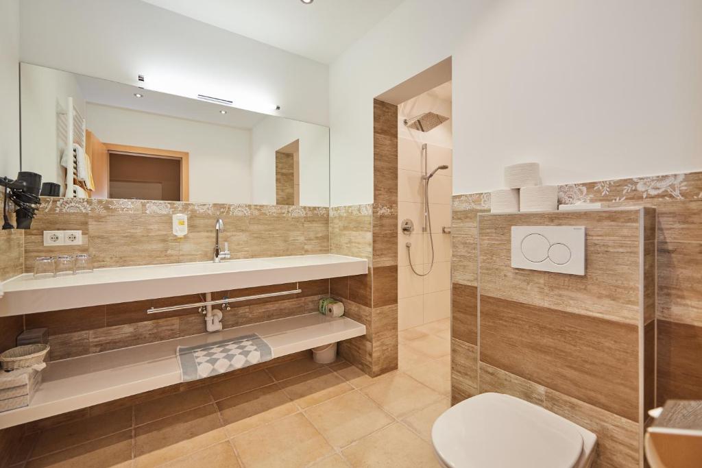 Koupelna v ubytování Hotel am Sonnenhügel