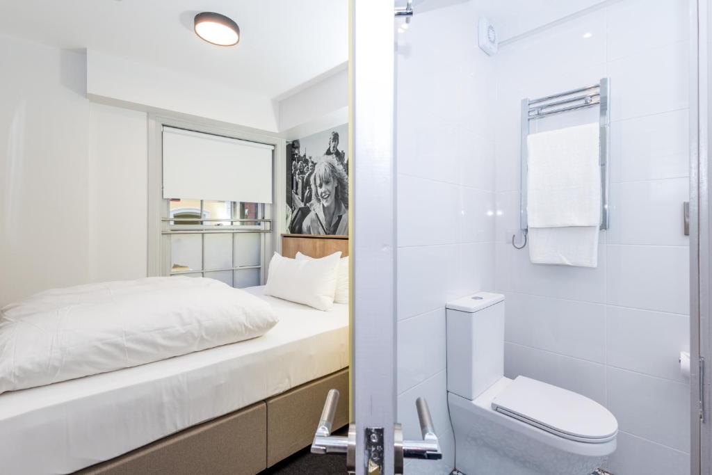 The Auld Dubliner - Resim 3