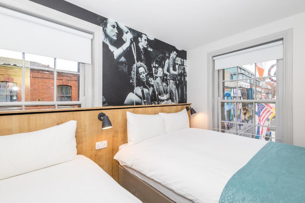 The Auld Dubliner - Resim 18