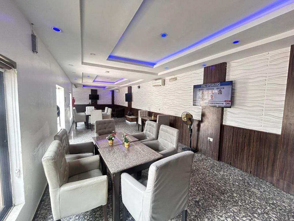 TV a/nebo společenská místnost v ubytování Presken Residence