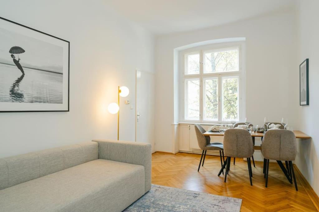 Fotografia z galérie ubytovania Homey APT 5 min to Belvedere vo Viedni