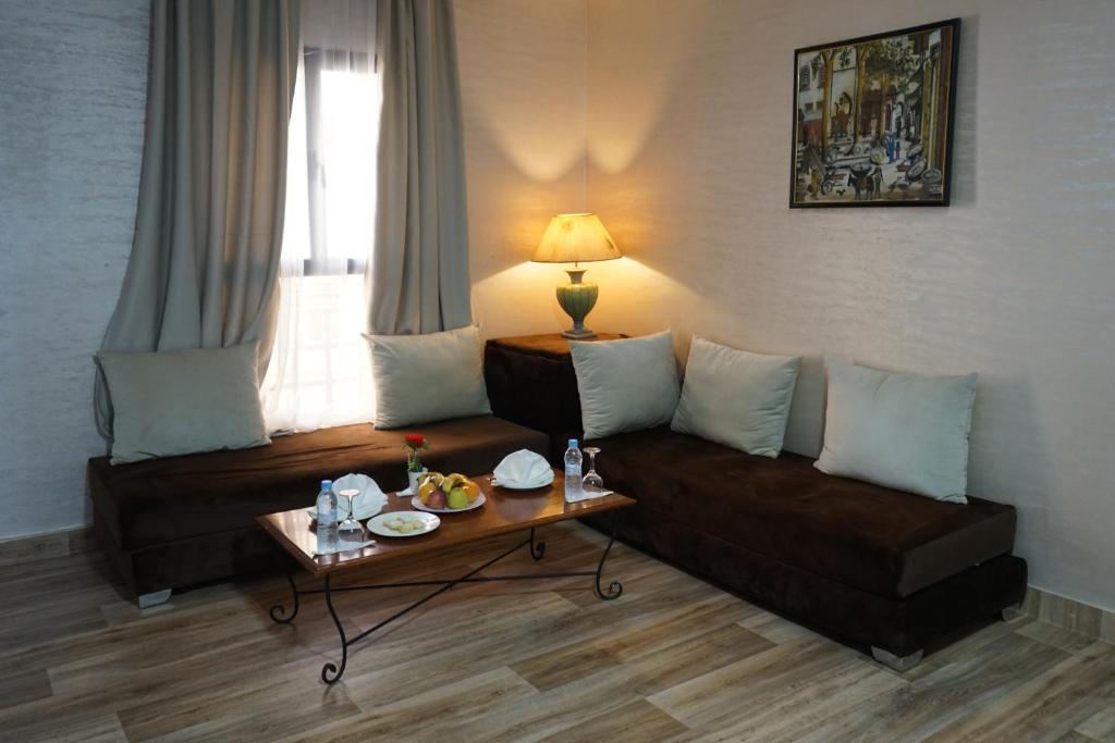 Posezení v ubytování Hotel Nouzha