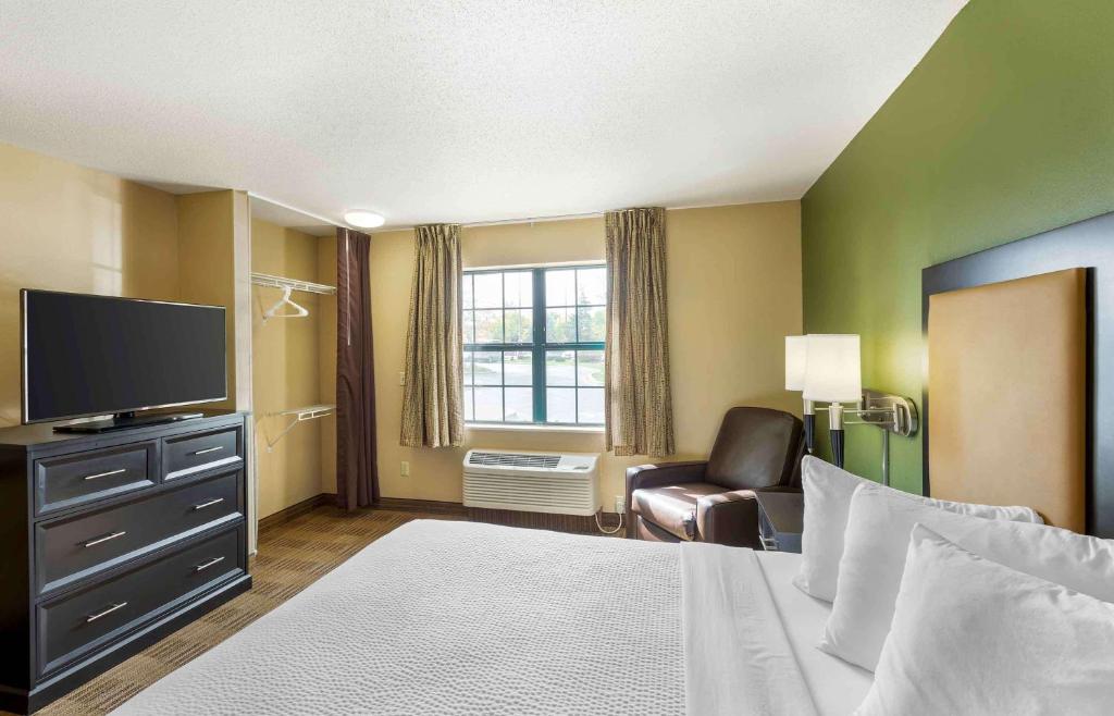 Extended Stay America Select Suites - Milwaukee - Waukesha - Estudio Con Cama Grande - No Fumadores