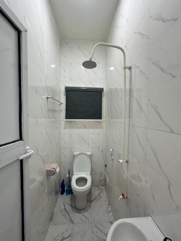 Koupelna v ubytování Lavish 2Bedroom flat in ogudu by Magnanimous apt
