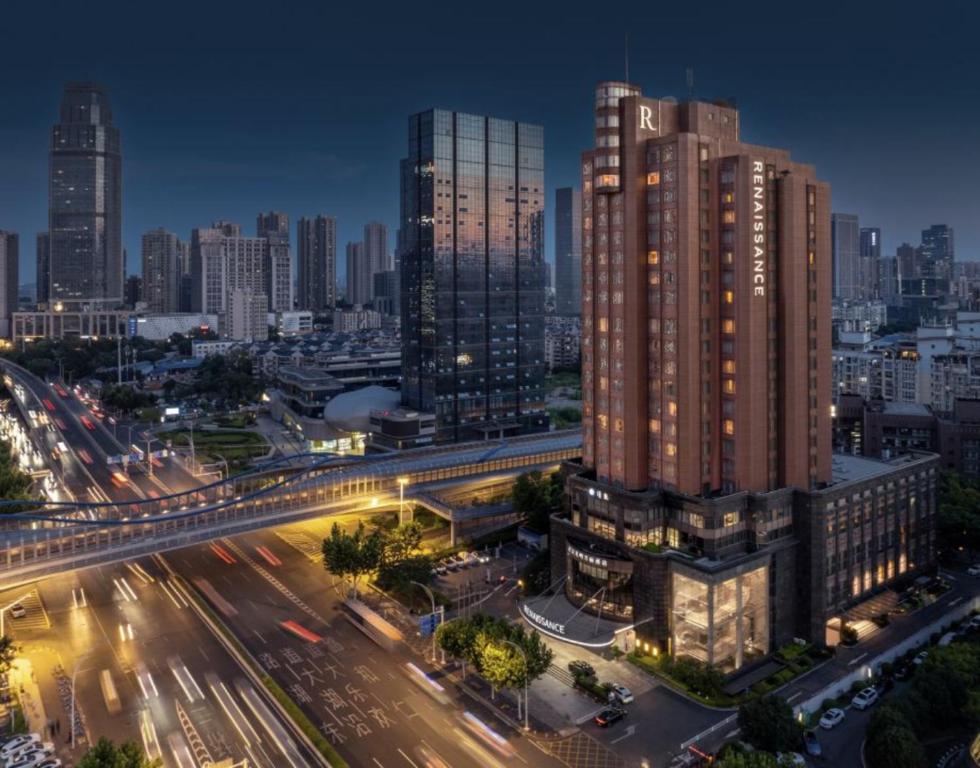 Linna Wuhan üldine vaade või majutusasutusest Renaissance Wuhan Hotel pildistatud vaade