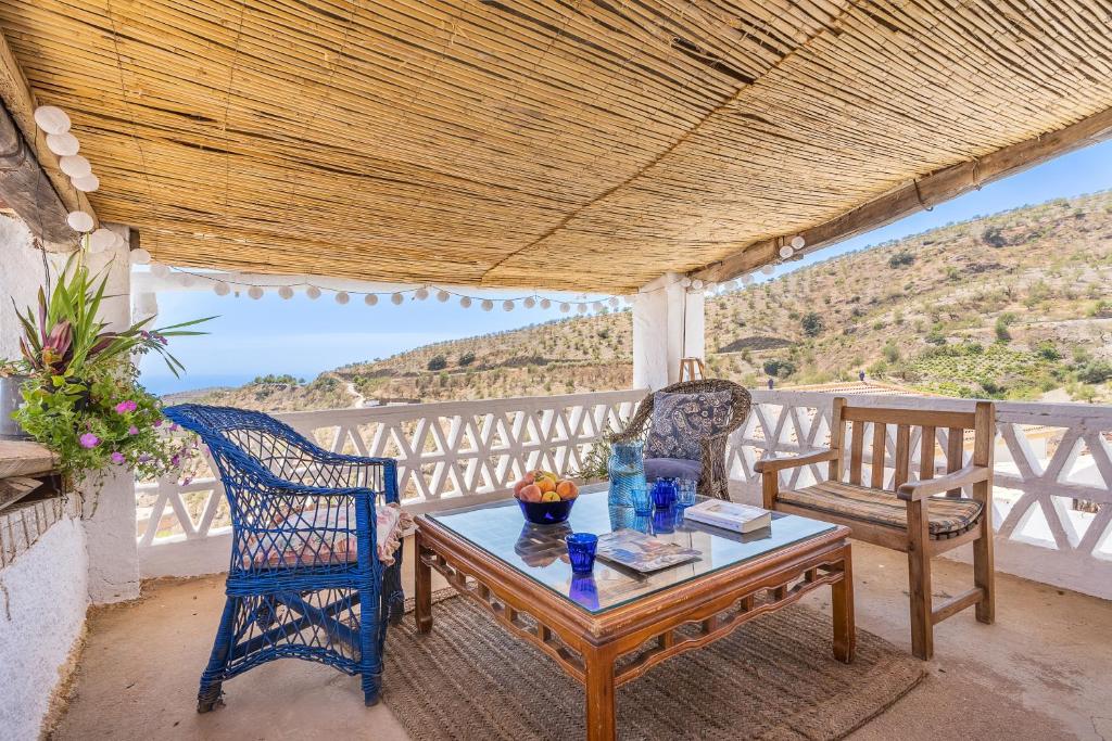 Příroda nedaleko venkovského domu