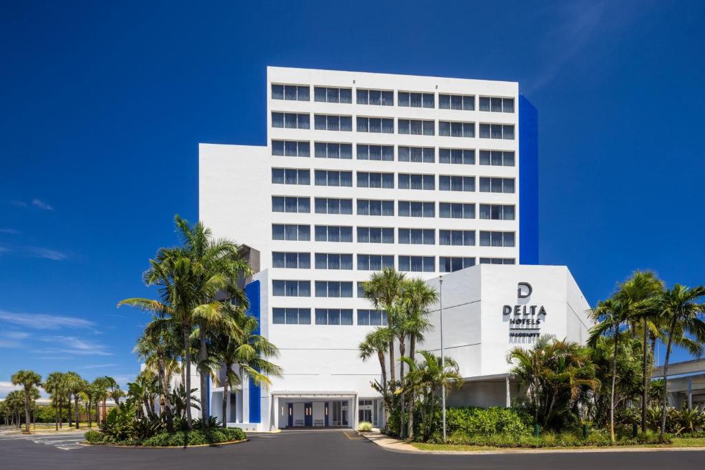 Delta Hotels by Marriott West Palm Beach - Housity