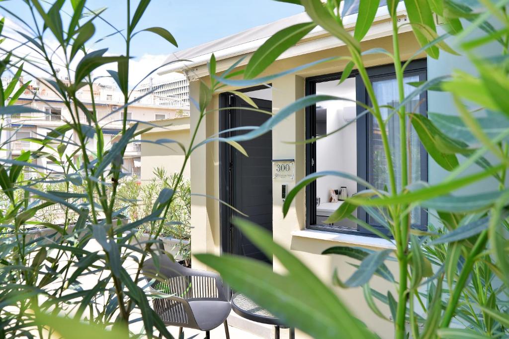 Athenian Gem - Resim 6