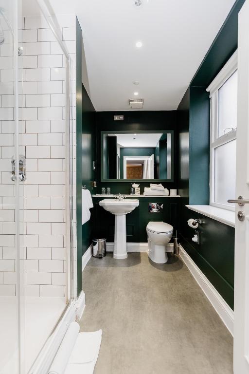 Halifax Hall - Resim 34