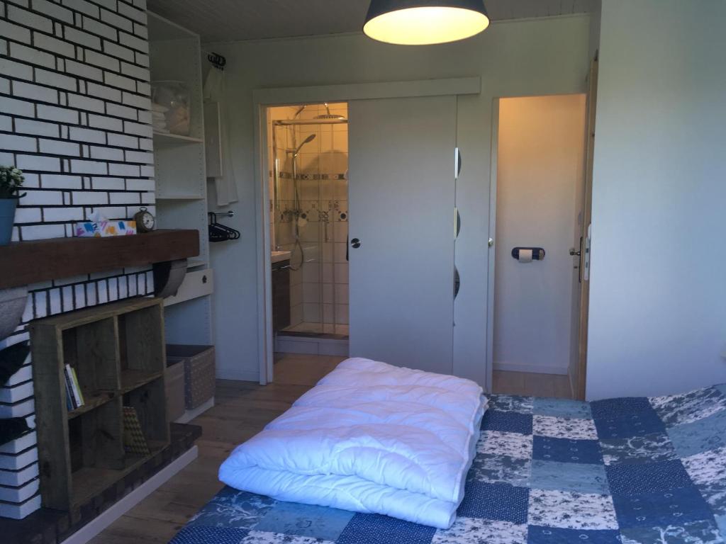 Postel nebo postele na pokoji v ubytování Chez Loulou chambre indépendante