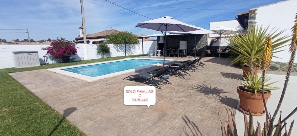 Bazén v ubytovaní Casa La Cabaña alebo v jeho blízkosti