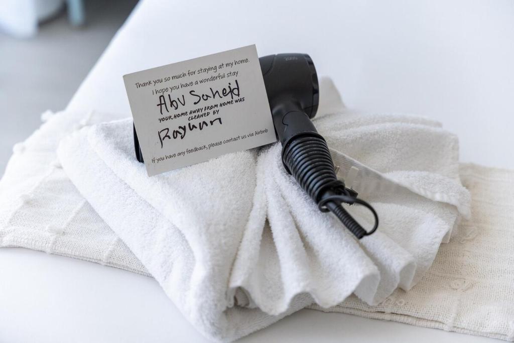 ドバイにあるSerene Studio Perfect for 2 at Azizi Riviera in Meydan Oneのギャラリーの写真