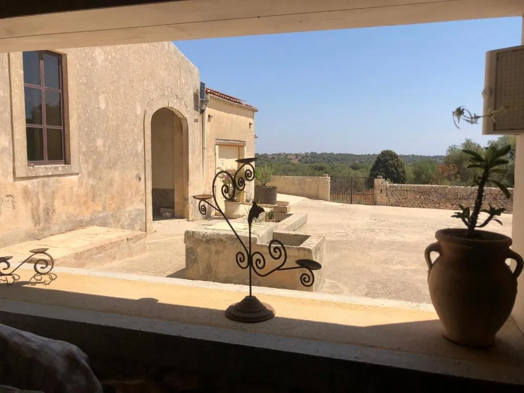 Sicily Bike Tour - Biking the Southern Coastal Villages | VBT Bicycling  Vacations, image size:1024x768