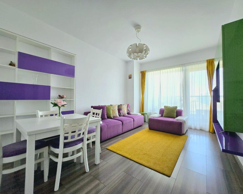 Χώρος καθιστικού στο VR2 Central Apartment