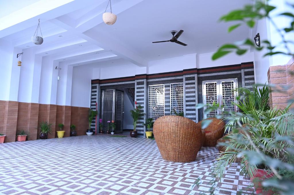 Zahrada ubytování HOTEL AYODHYA PAYING GUEST
