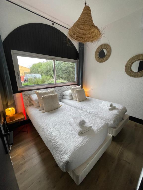 Cit'Hotel des 2 Golfs - 家庭套房