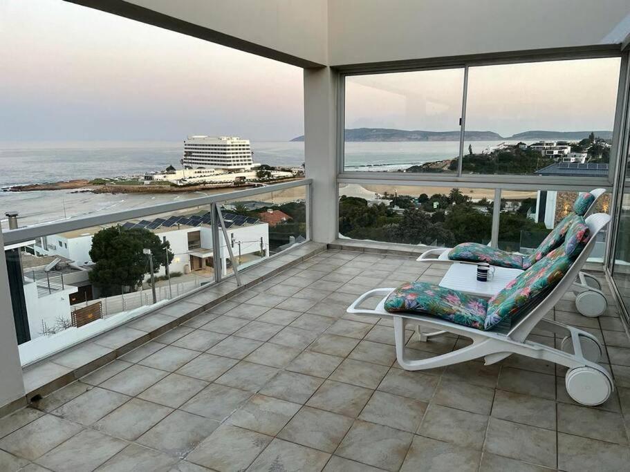 Best view in Plett, cosy fireplace, wifi, FREE parking - Image 11