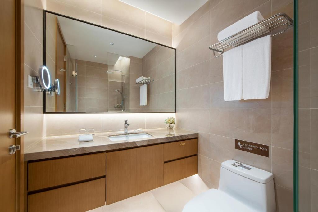Koupelna v ubytování Dongguan Marriott Hotel