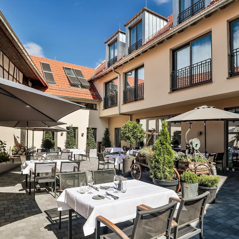 Budova, kde se hotel nachází