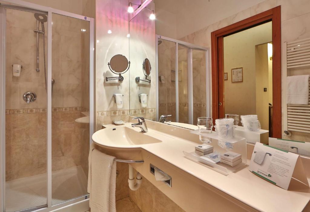 Best Western Plus Hotel Genova - Resim 26