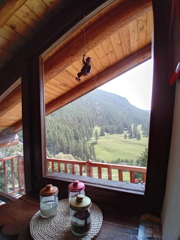 Výhľad na hory alebo výhľad na hory priamo z apartmánu