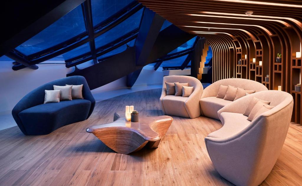 Posezení v ubytování ME Dubai Residences