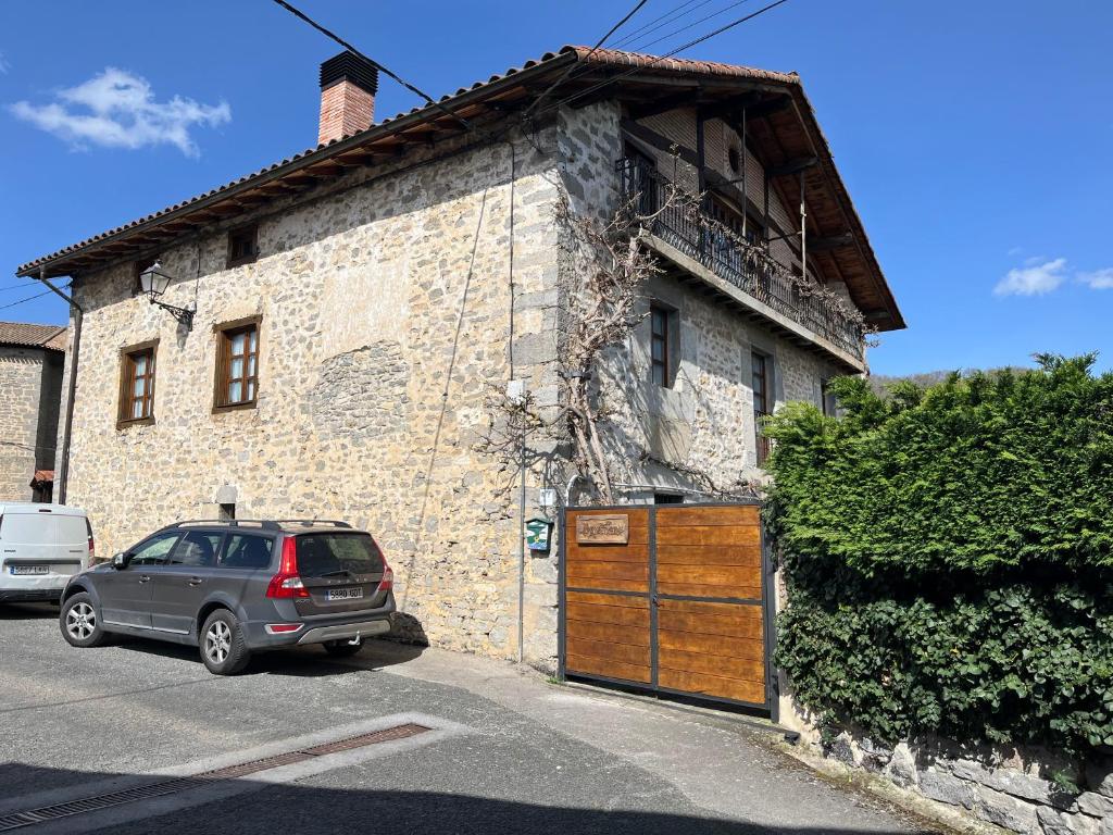 Apaizetxea, caserío en entorno rural entre Bilbao y Vitoria-Gasteiz - 四居室房屋