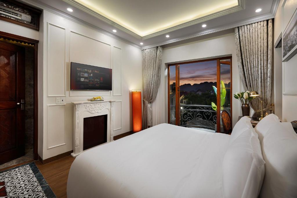 Tam Coc Mountain Sunset and Garden Hotel - 2