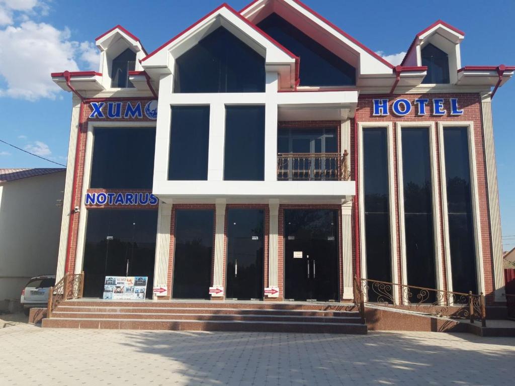 Xumo hotel - Housity